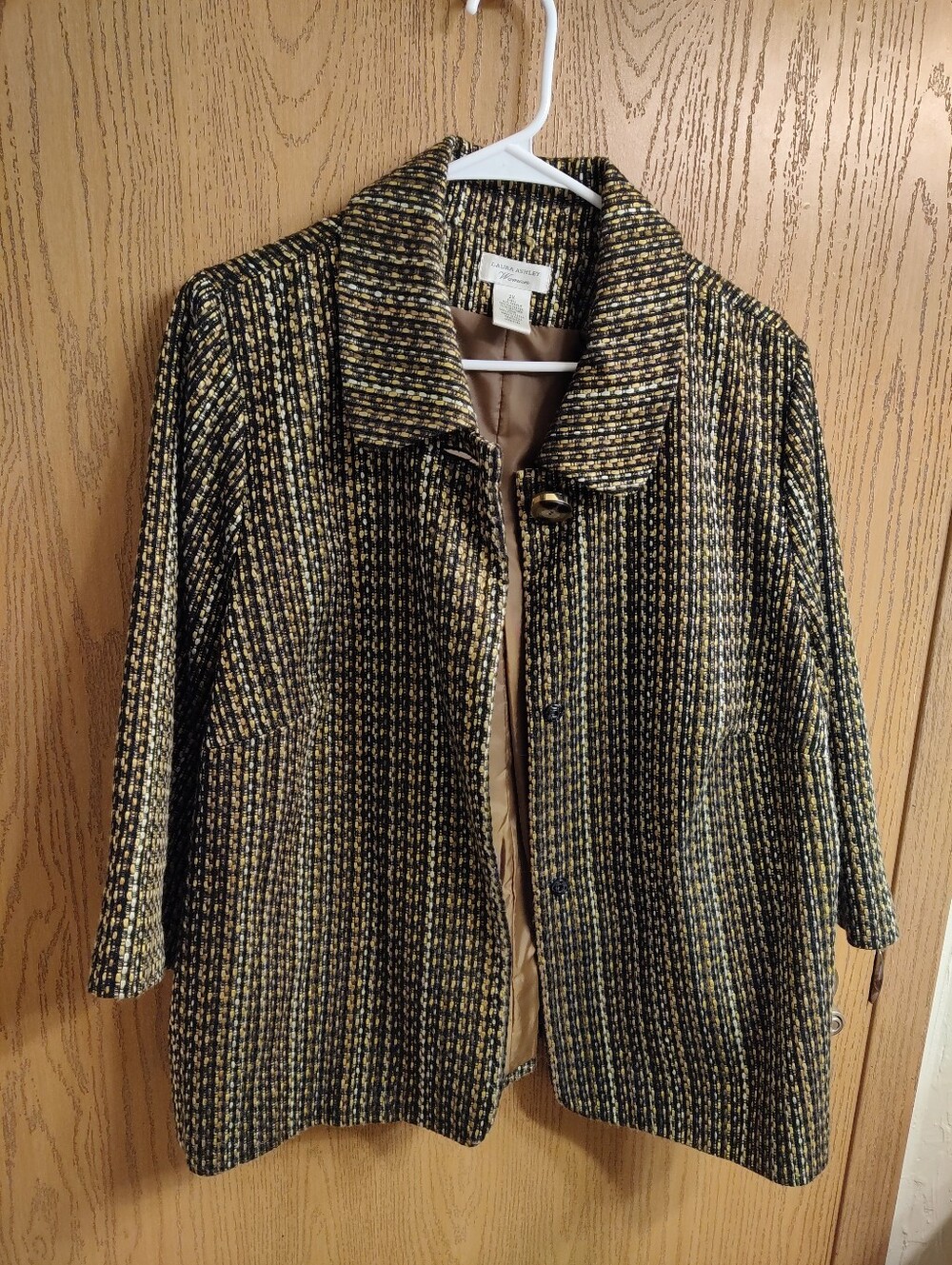 Classic Textured Wool-Blend Coat in Black & Gold